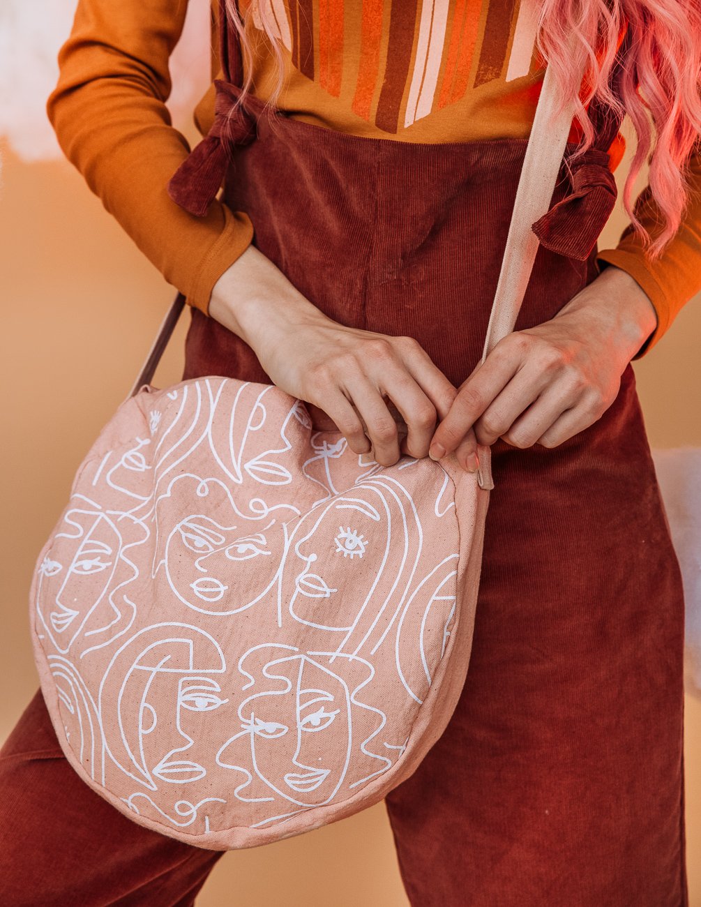 Friends Circle Tote - Rose