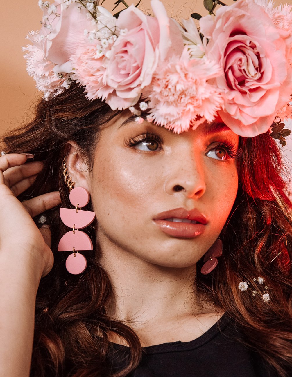 La Femme Dangles Earrings - Rose